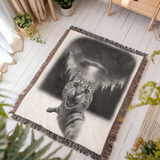 UFO Cat Selfie Heirloom Woven Blanket, Funny Photo Heirloom Woven Blanket